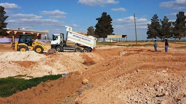 Akçakale’de Tehlike Saçan Gölet Belediye Tarafından Kapatıldı