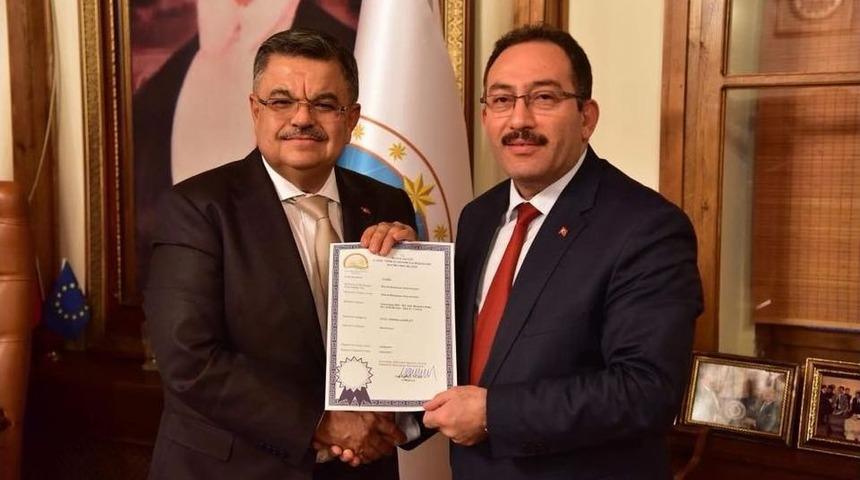 Bilecik Belediyesi Mezbahası Onay Belgesi’ni Aldı