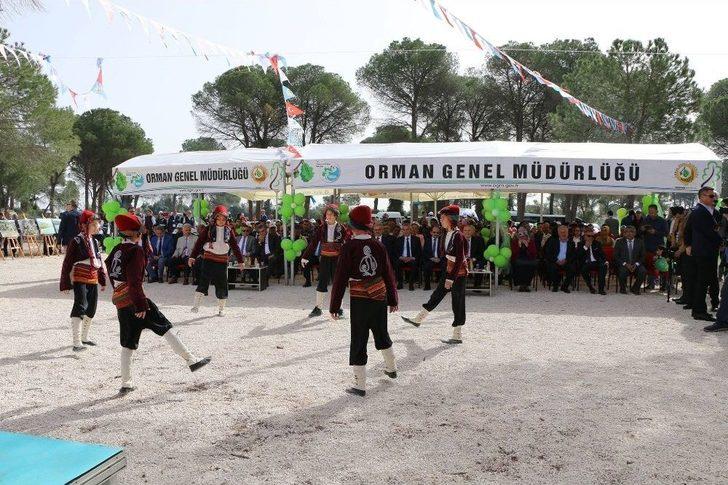 3 Bin 500 Fidan Toprakla Buluştu G3