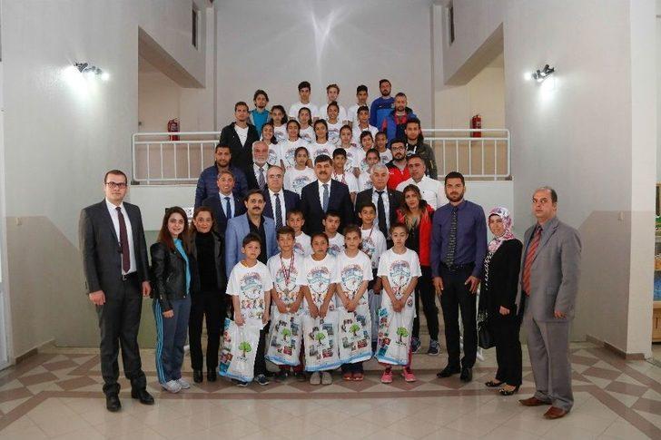 Başkan Fadıloğlu Atletleri Ağırladı G5