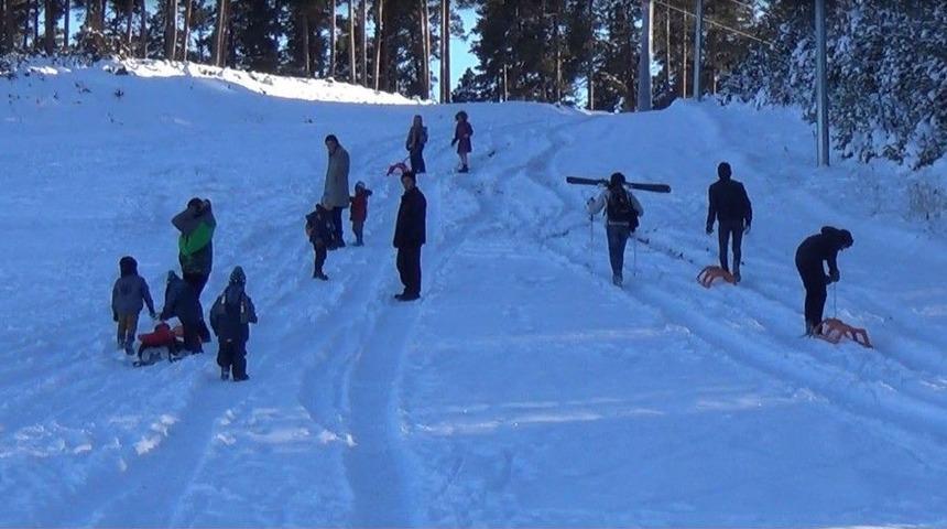 Sarıkamış Kayak Merkezi&rsquo;nde Kızak Keyfi