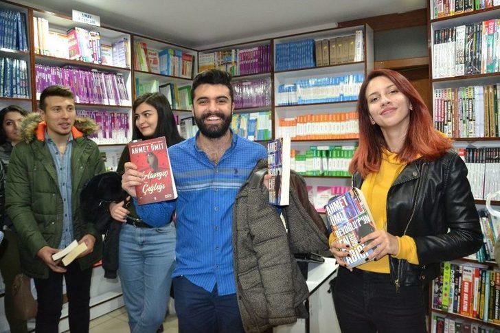 Balıkesir’de Ahmet Ümit İzdihamı G5