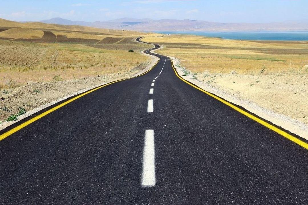Van B&uuml;y&uuml;kşehir Belediyesi 7 Ayda 962 Kilometre Yol Yaptı
