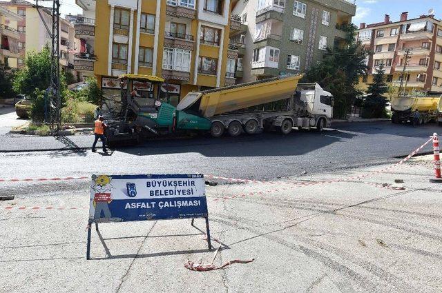Ankara’da 25 İlçede Asfalt Atağı