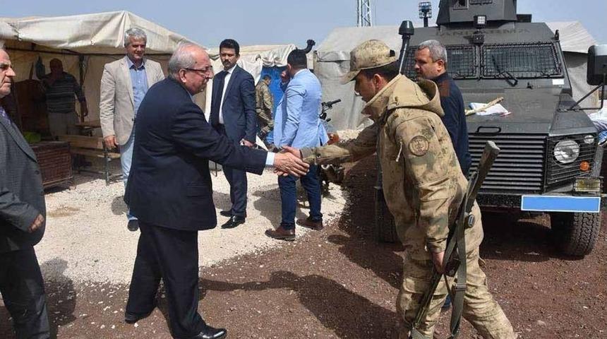 Başkan Albayrak&rsquo;tan Zeytin Dalı Harekatı&rsquo;nda G&ouml;rev Yapan Mehmet&ccedil;iklere Destek