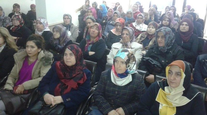 Kadınlara “aile İçi Şiddet” Konulu Seminer Verildi