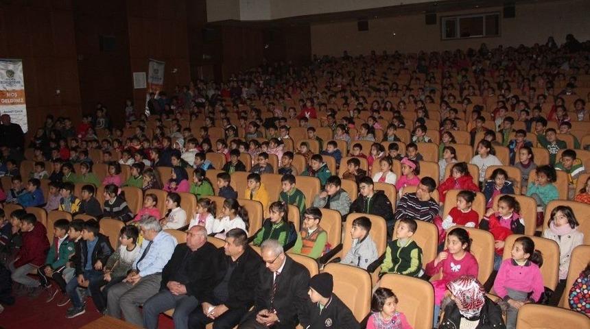 Öğrencilere Yönelik Mevlid Kandili Programında Buluştu