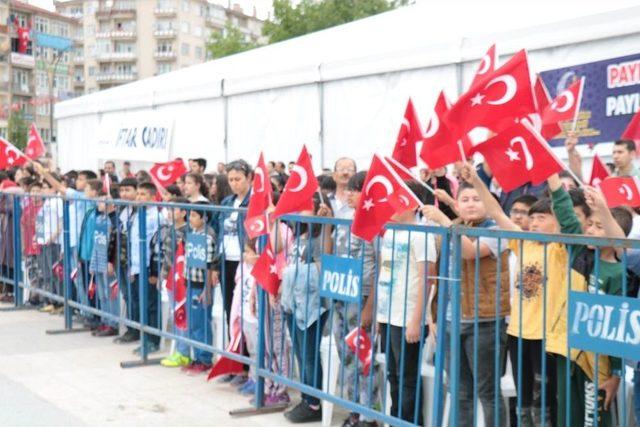 Kırşehir’de 19 Mayıs Kutlamaları Gençlik Yürüyüşü İle Başladı
