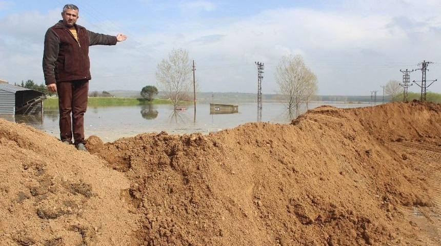 K&ouml;y Halkı Sel N&ouml;betinde