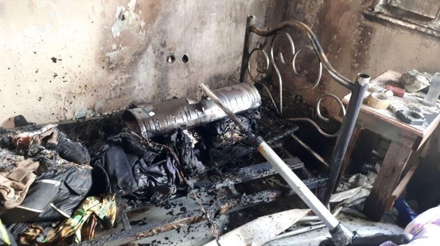 Tersane İş&ccedil;ilerinin Kaldığı Evde Yangın &Ccedil;ıktı