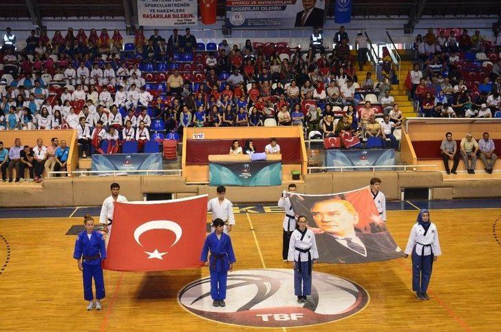 19 Mayıs Balıkesir’de Çeşitli Etkinliklerle Kutlandı G3