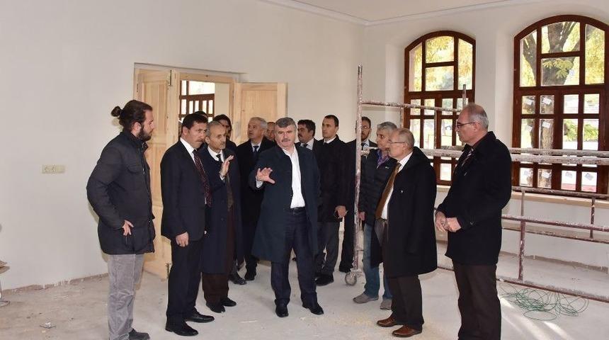 B&uuml;y&uuml;kşehir Tarihi Mekanları Şehre Kazandırıyor