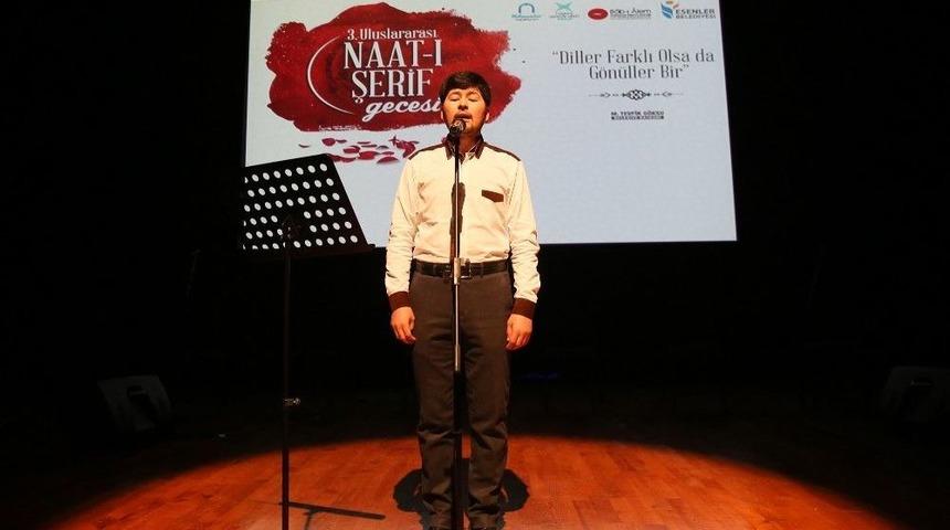 Mevlid Kandili&rsquo;nde Peygamber Efendimize 5 Dilde Naatlar