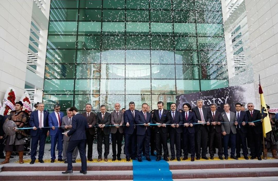 Kto Karatay&rsquo;a Modern Hukuk Fak&uuml;ltesi Binası