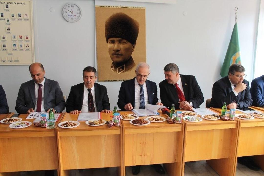 Ak Parti&rsquo;li Bilen&rsquo;den &Uuml;z&uuml;mc&uuml;ye Mazot Desteği İ&ccedil;in Girişim