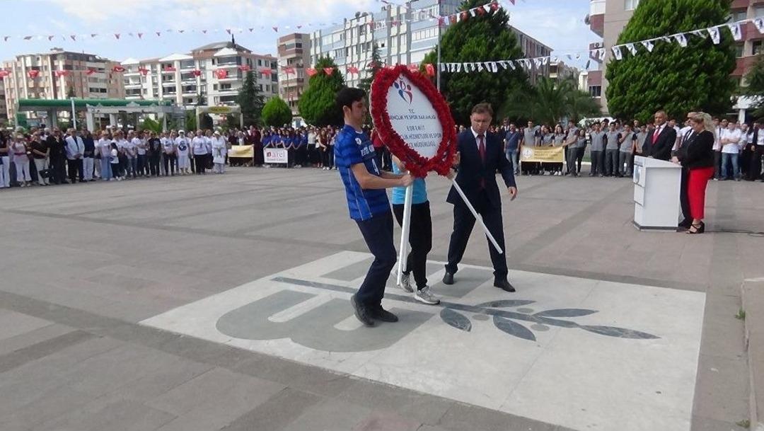 19 Mayıs Edremit&rsquo;te Kutlandı