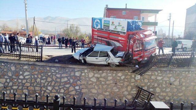 Niğde’de Hayrete Düşüren Trafik Kazası