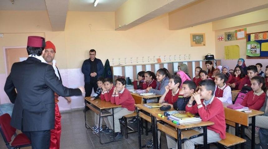 Mbşt, D&uuml;nya Tiyatro G&uuml;n&uuml;&rsquo;n&uuml; Kutladı