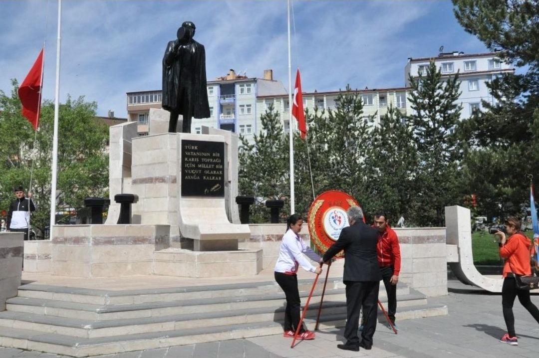 Kars&rsquo;ta 19 Mayıs Coşkusu