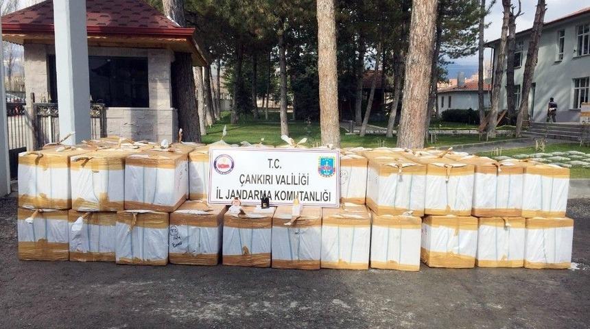 &Ccedil;ankırı&rsquo;da Piyasa Değeri 3,4 Milyon Tl Olan Ka&ccedil;ak Parf&uuml;m Ele Ge&ccedil;irildi