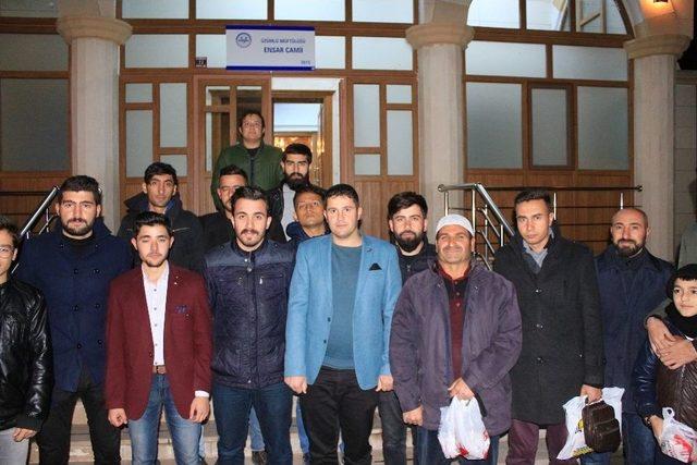 Erzincan Ak Parti Gençlik Kolları’ndan Ahıska Türklerine Kandil Simidi