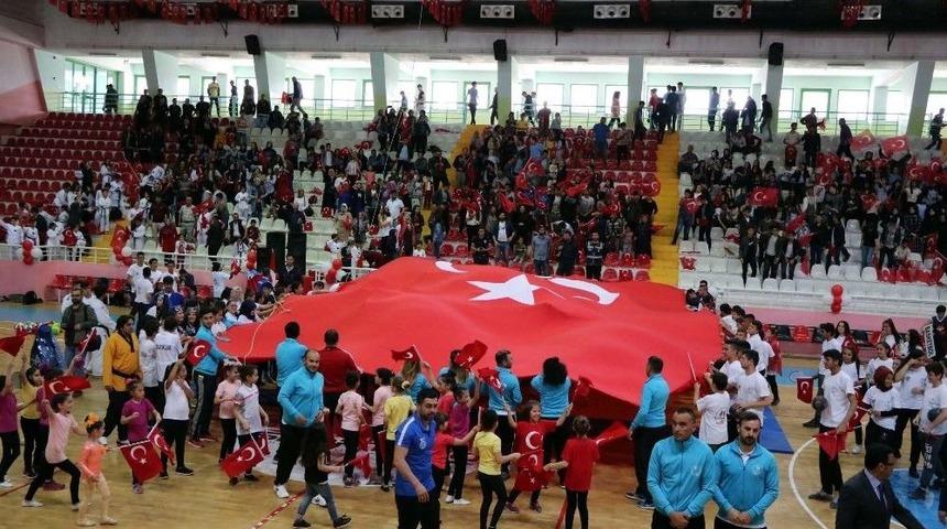 Yozgat&rsquo;ta 19 Mayıs Coşkuyla Kutlandı