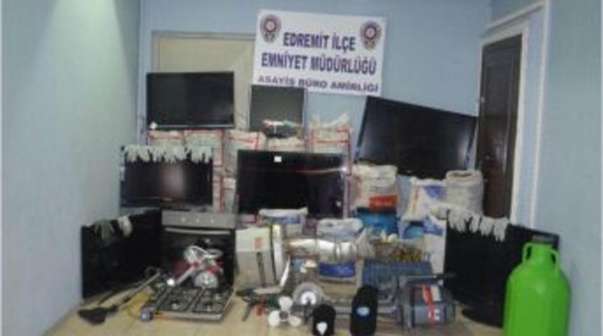 Su&ccedil; Makineleri Yakalandı