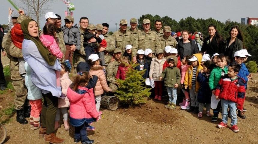 Om&uuml; 3 Bin 200 Fidanla Daha Yeşil Oldu