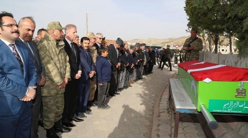 Kıbrıs Gazisi G&uuml;rsoy Son Yolculuğuna Uğurlandı