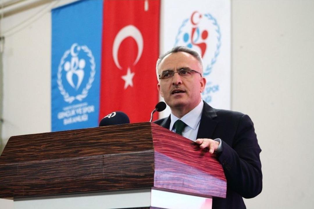 Bakan Ağbal Bayburt&rsquo;ta 19 Mayıs Kutlamalarına Katıldı