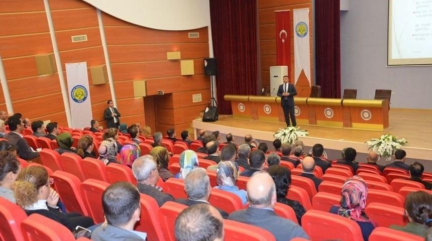 Hr&uuml;&rsquo;de &ldquo;iş Hayatında Stres Ve Stres Y&ouml;netimi&rdquo; Eğitimi