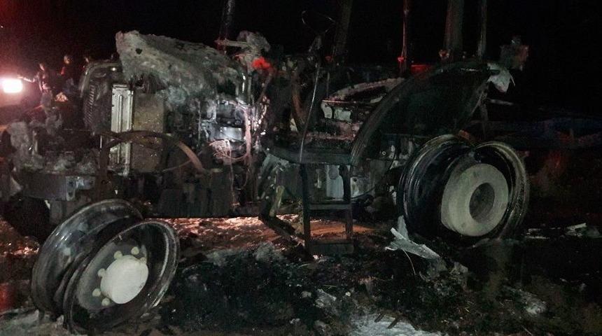 Yanan Trakt&ouml;r Kullanılamaz Hale Geldi