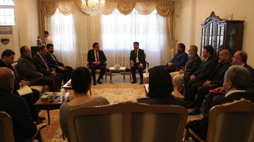 Diyarbakır Heyetinin İran Temasları S&uuml;r&uuml;yor