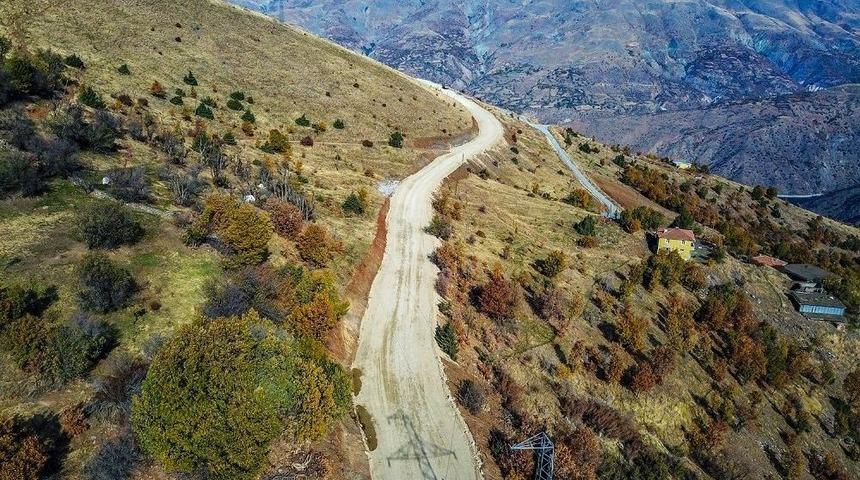 Büyükşehir 12 Kilometrelik Grup Yolunu Genişletti