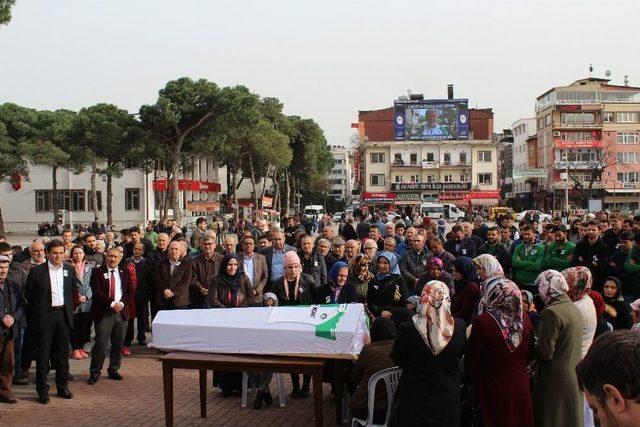 Ünye 1957 Spor’un Emektarı Son Yolculuğuna Uğurlandı