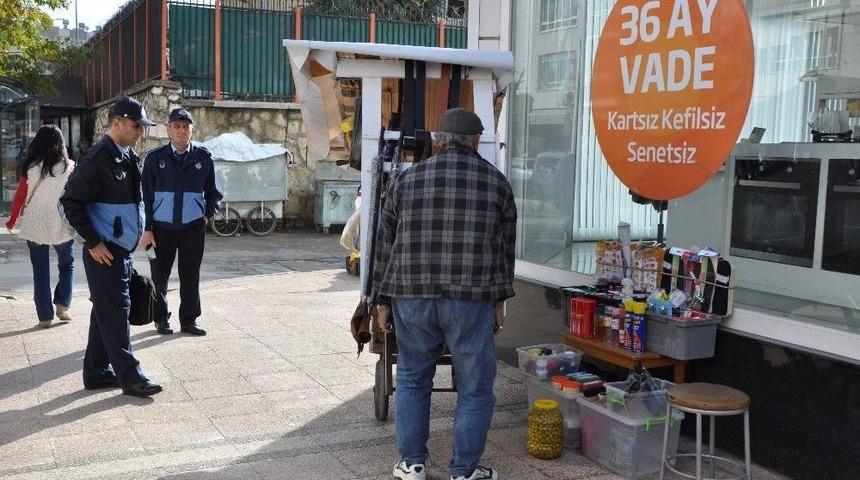 Toroslar Zabıtasından, Engelli Rampalarını Engelleyen İşgale Karşı Denetim