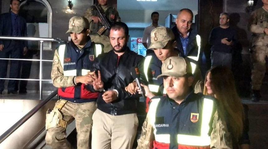 Karısını &Ouml;ld&uuml;ren Koca Tutuklandı