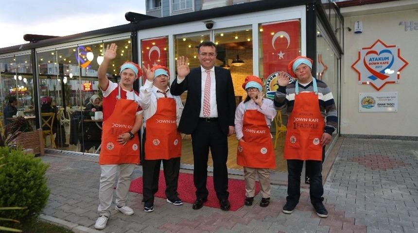 Atakum Down Kafede 9 Melek Y&uuml;zl&uuml; İş Başı Yaptı