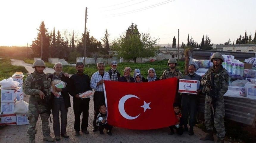 Afrinli &Ccedil;ocuğun Asker Selamı G&ouml;renleri Duygulandırdı