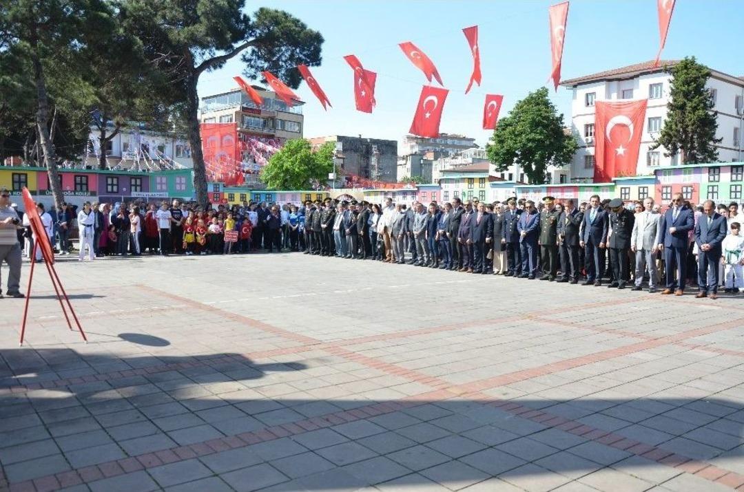 &Uuml;nye&rsquo;de 19 Mayıs Coşkusu