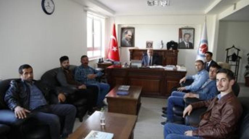 Engellilerden Rekt&ouml;r Pakiş&rsquo;e Teşekk&uuml;r Ziyareti