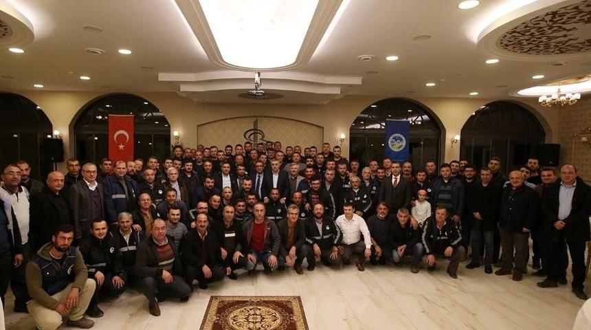 Başkan To&ccedil;oğlu: "2017&rsquo;de 700 Bin Ton Asfalt Attık"