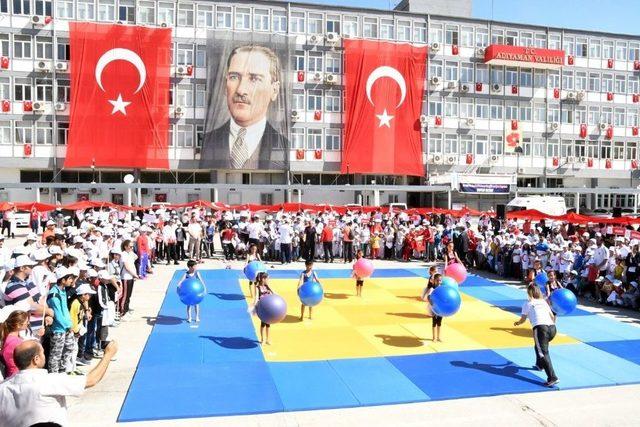 Adıyaman’da 19 Mayıs Coşkuyla Kutlandı