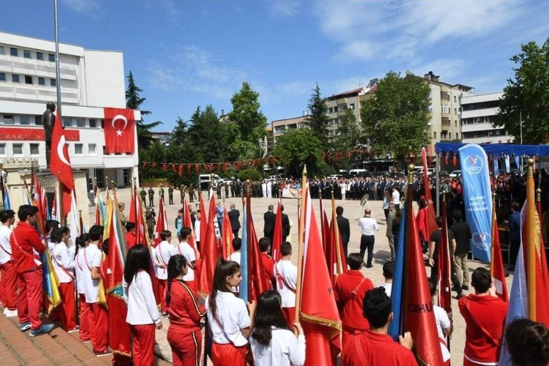 Trabzon&rsquo;da 19 Mayıs Coşkusu