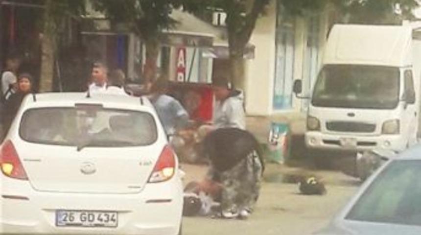 Otomobille Motosiklet &Ccedil;arpıştı: 1 Yaralı