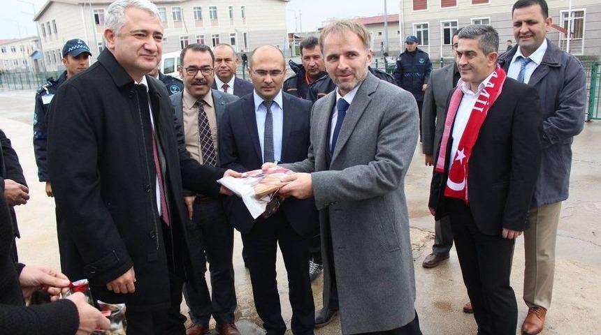 Bosna Hersek Ankara B&uuml;y&uuml;kel&ccedil;isi Konteyner Kenti Ziyaret Etti