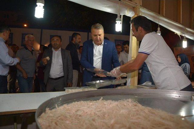 Yunusemre’de Binlerce Vatandaş Bu Sofrada Ağırlanacak