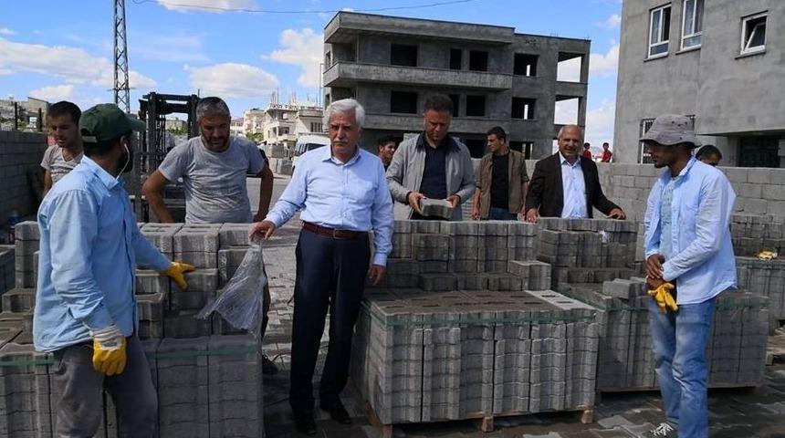 Başkan Toprak, Kilitli Parke &Ccedil;alışmalarını Yerinde İnceledi