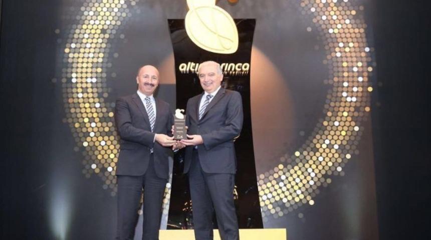 Sultangazi&rsquo;nin Spor Projelerine Altın Karınca &Ouml;d&uuml;l&uuml;