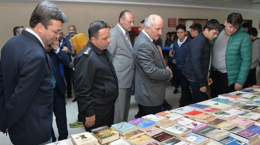 Karaman&rsquo;da &lsquo;k&uuml;t&uuml;phaneler Haftası&rsquo; Kutlandı